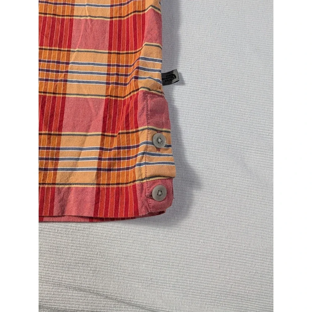 The North Face A5 Series Men Small Red Orange Plaid Short Sleeve Button Up 688